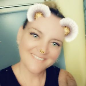 Meet your Posher, Valerie